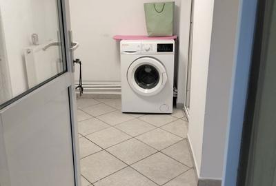 Garsonieră decomandată în Central - 2