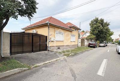 Casa in Iosia cu teren 839 mp Casa in Iosia cu teren 839 mp - 1