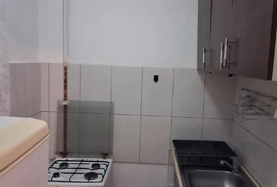 Garsonieră decomandată în Torontalului - 2