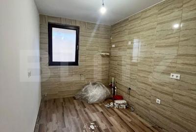 Casă cu 9 camere cu Teren 460 Mp în Central - 4