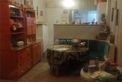 Apartament cu 4 camere decomandat în Calea București - 2