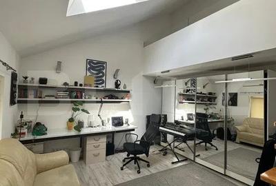 Casă cu 2 camere cu Canalizare în Central - 2