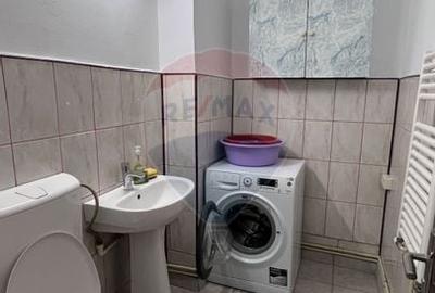 Apartament 4 camere de vanzare in Micro 16, Galati - 88,29 mp utili - 8