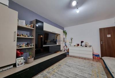 Apartament cu 2 camere decomandat în Berceni