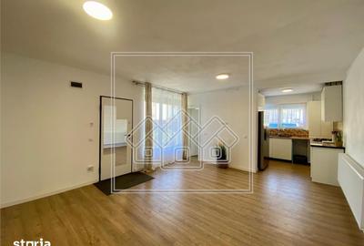 Apartament cu 3 camere semidecomandat în Central - 2
