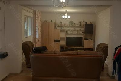 Casă cu 5 camere în Roșu - 2