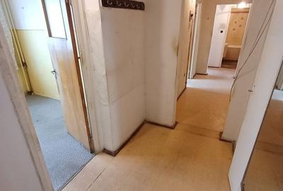 Apartament cu 3 camere decomandat în Decebal - 10