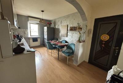 Apartament cu 3 camere decomandat în Central - 5