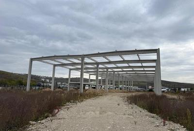 Spațiu comercial, de 4,200 mp, în Central - 1