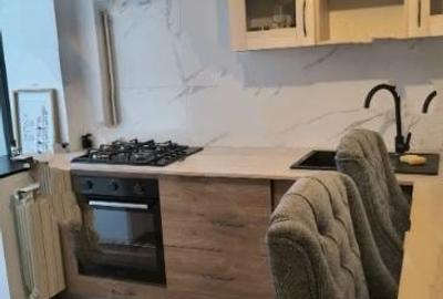 Apartament cu 2 camere decomandat în P-ța Unirii - 1