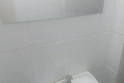 Apartament cu 4 camere decomandat în Tudor