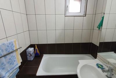 Apartament cu 3 camere decomandat în Central - 4