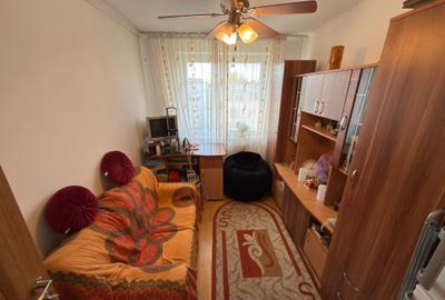 Apartament 4 camere, cetrala termica, boxa 12 mp in acte, str. Gura Ialomitei 5 - 10
