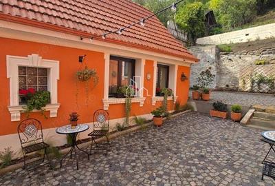 Casă cu 6 camere cu Teren 1314 Mp în Central - 19