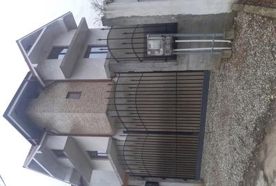 Casă cu 4 camere în Central - 5