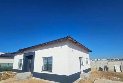 Casa pe parter Damila 100 mp ?i teren de 412 mp - 9