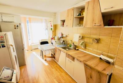 Apartament 3 camere de vanzare in Mazepa 2 - 3