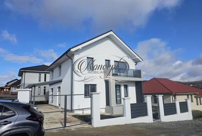 Casă individuală cu 5 camere cu Canalizare în Chinteni - 1