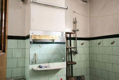 Apartament cu 2 camere decomandat în Cantacuzino