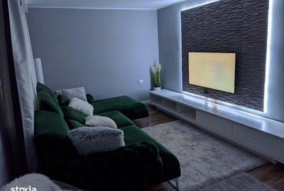 Apartament cu 3 camere decomandat în Central - 1
