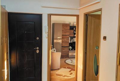 Apartament cu 2 camere decomandat în Central - 1