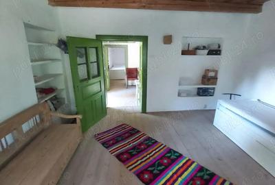 Casă cu 2 camere cu Teren 1000 Mp în Comana - 4