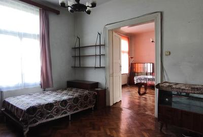 Spațiu comercial, de 92 mp, în Semicentral - 5