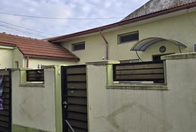 Casă individuală cu 5 camere cu Canalizare în ICIL - 1