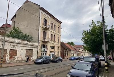 Vand apartament ultracentral deosebit cu panorama - 7