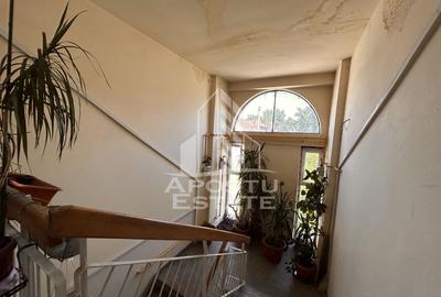 4 camere decomndat Piața Unirii | Terasă, parcare în curte securizata. 4 camere decomndat Piața Unirii | Terasă, parcare în curte securizata. - 16