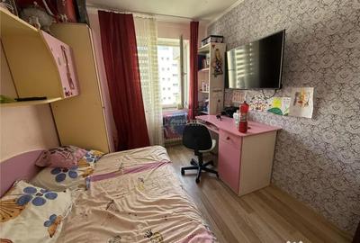 Apartament cu 3 camere decomandat în Sălăjan - 2