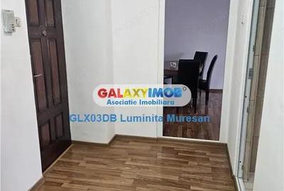 Apartament cu 2 camere decomandat în Micro 12 - 1