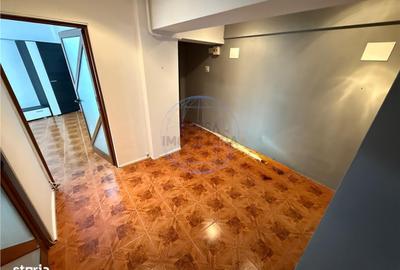 Apartament cu 2 camere decomandat în Brăilei - 9