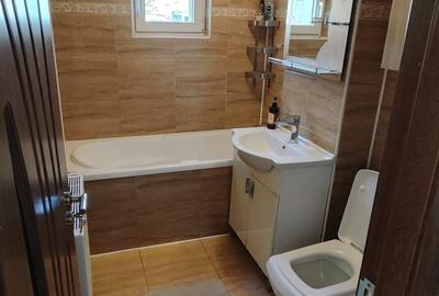 Apartament cu 3 camere decomandat în Piața Centrală - 7