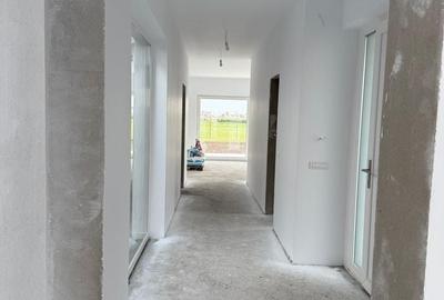 Duplex Spatios parter 4 camere - zona Ion Creanga- Dumbravita - 3