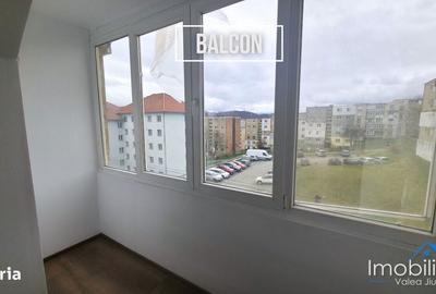 Apartament cu 3 camere decomandat în Central - 6