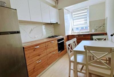 De vanzare Apartament 2 camere mobilat cu parcare ?i boxa Avantgarden 3 - 3