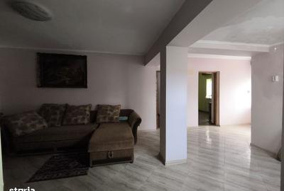 Casă cu 4 camere în Central - 16