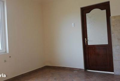 Casă cu 3 camere în Sângeorgiu de Mureș - 2