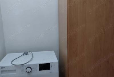 Garsonieră decomandată în Central - 2