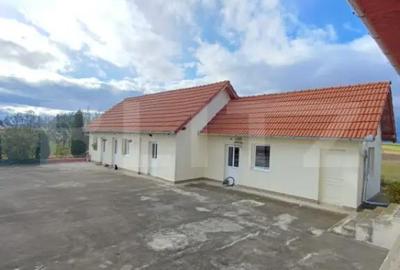 Casă cu 2 camere cu Teren 3289 Mp în Luna - 6
