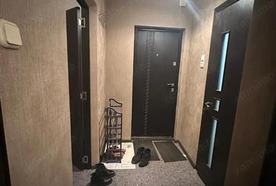 Ofer spre inchiriere garsoniera in zona Vitan - 2