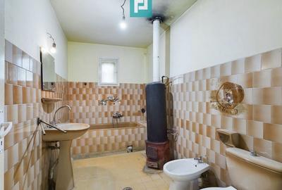 Casă cu 5 camere cu Teren 2158 Mp în Sălăjeni - 12