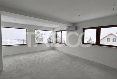 Casă individuală cu 4 camere cu Canalizare în Șura Mare - 4