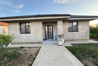 Casa de vanzare noua in zona metropolitana a Oradiei