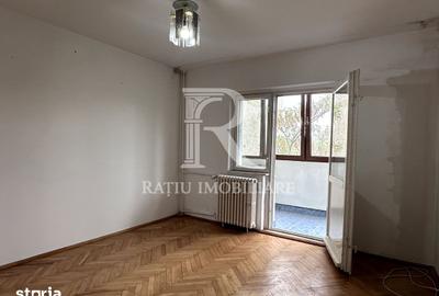 Apartament cu 3 camere decomandat în Cantemir - 20