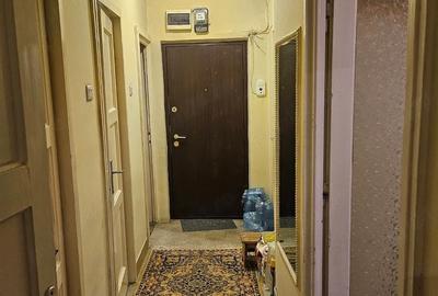 Apartament cu 3 camere decomandat în Calea Victoriei - 1