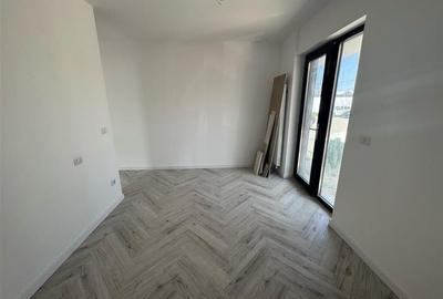 Ap 2 cam, bl nou, Pers fizica,ultracentral,63.000 euro+ 3000 parcare - 3
