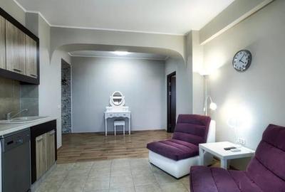 Apartament cu 2 camere decomandat în Delfinariu