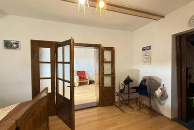 Casă cu 6 camere cu Canalizare în Utvin - 11